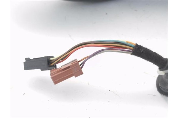 Recambio de retrovisor electrico izquierdo para peugeot 3008 2.0 style referencia OEM IAM 96751096XY E20208199 