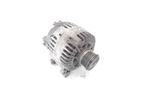 Recambio de alternador para seat altea (5p1) 1.9 tdi referencia OEM IAM 06F903023F  