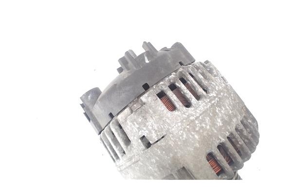Recambio de alternador para seat altea (5p1) 1.9 tdi referencia OEM IAM 06F903023F  