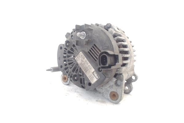 Recambio de alternador para seat altea (5p1) 1.9 tdi referencia OEM IAM 06F903023F  