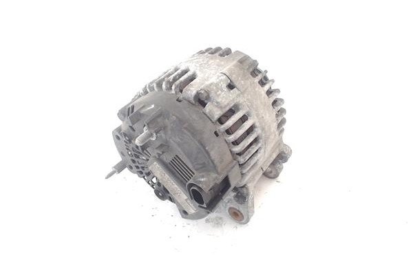 Recambio de alternador para seat altea (5p1) 1.9 tdi referencia OEM IAM 06F903023F  