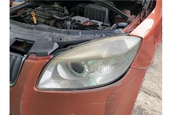 Recambio de faro delantero izquierdo para skoda fabia (5j2) 1.4 tdi referencia OEM IAM   