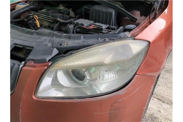 Recambio de faro delantero izquierdo para skoda fabia (5j2) 1.4 tdi referencia OEM IAM   