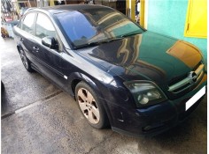 opel vectra c berlina del año 2004