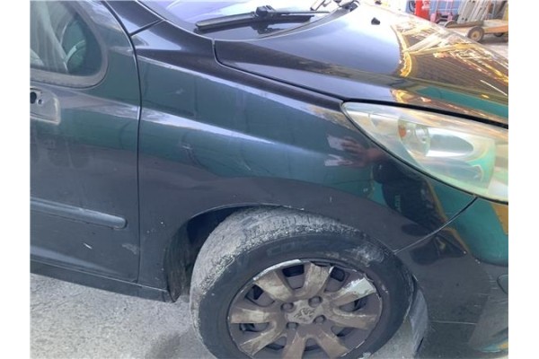 Recambio de aleta delantero derecha para peugeot 207 1.4 referencia OEM IAM 7841V0  