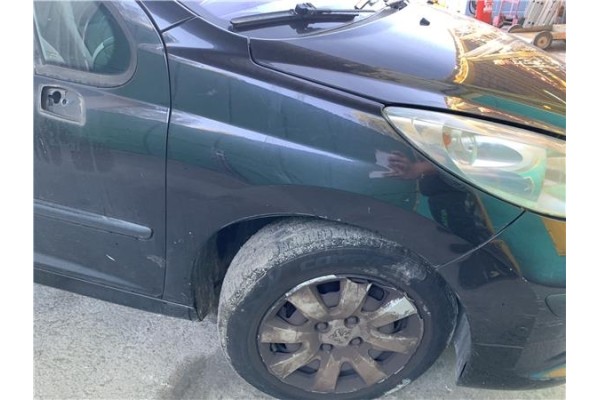 Recambio de aleta delantero derecha para peugeot 207 1.4 referencia OEM IAM 7841V0  