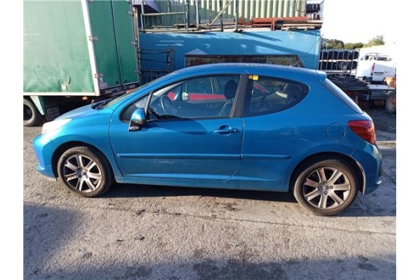 peugeot 207 del año 2006