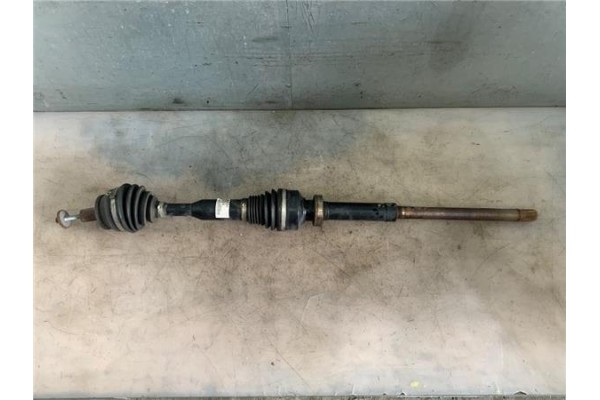 Recambio de palier delantero derecho para volvo xc90 d5 referencia OEM IAM P30783106  