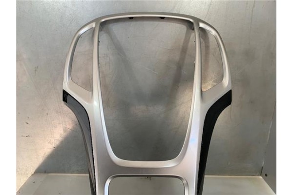 Recambio de consola para opel astra j berlina 5p 1.6 selective referencia OEM IAM 13349237 JCI340685796 