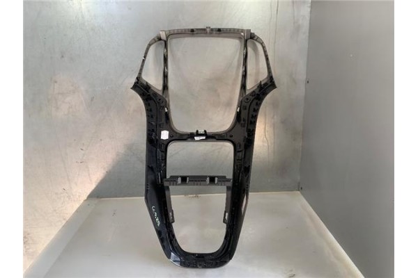 Recambio de consola para opel astra j berlina 5p 1.6 selective referencia OEM IAM 13349237 JCI340685796 