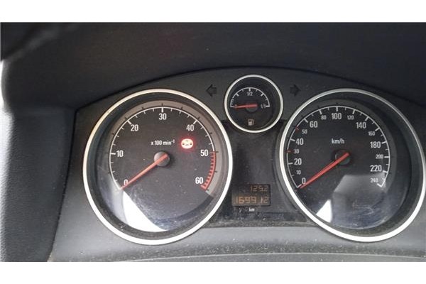 opel zafira del año 2013