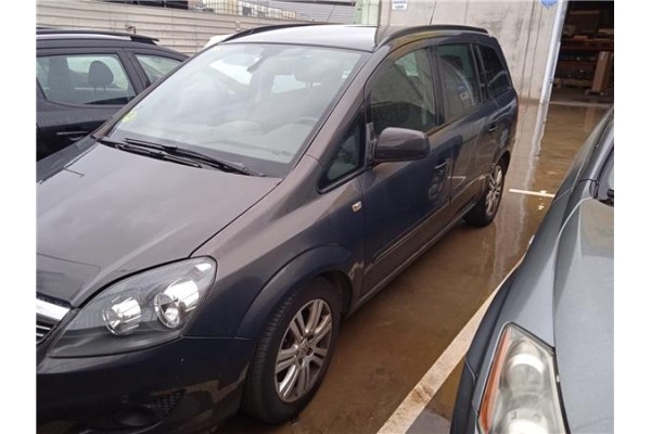 opel zafira del año 2013