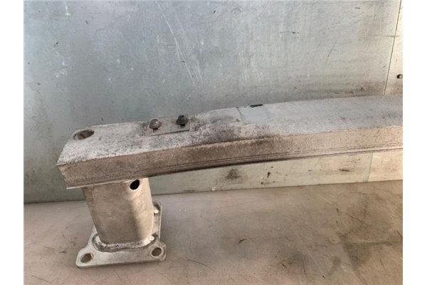 Recambio de refuerzo paragolpes para citroen c3 picasso 1.6 exclusive referencia OEM IAM 742246  