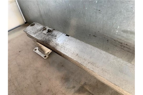 Recambio de refuerzo paragolpes para citroen c3 picasso 1.6 exclusive referencia OEM IAM 742246  