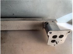 Recambio de refuerzo paragolpes para citroen c3 picasso 1.6 exclusive referencia OEM IAM 742246  