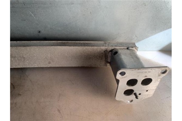 Recambio de refuerzo paragolpes para citroen c3 picasso 1.6 exclusive referencia OEM IAM 742246  