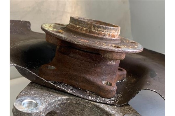 Recambio de mangueta trasero izquierda para citroen c4 grand picasso/spacetourer 1.6 attraction referencia OEM IAM 037361 967132