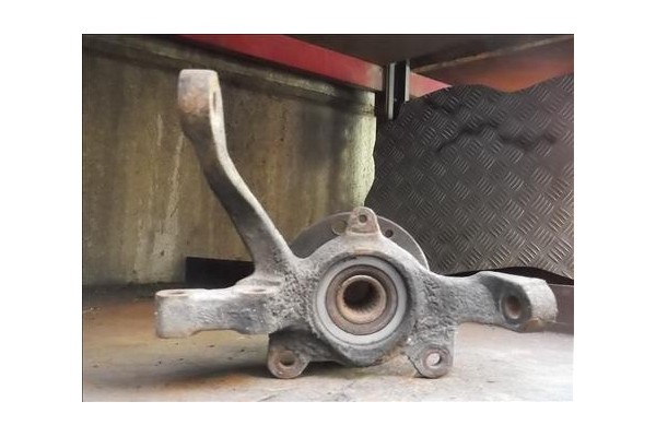 Recambio de mangueta delantero derecha para fiat fiorino (147) 1.7 diesel referencia OEM IAM   