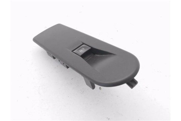 Recambio de mando elevalunas delantero derecho para renault captur i 1.2 intens referencia OEM IAM 1135206X 809602454R 