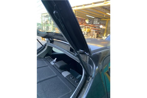 Recambio de amortiguador porton para peugeot 207 1.4 referencia OEM IAM 8731L7  