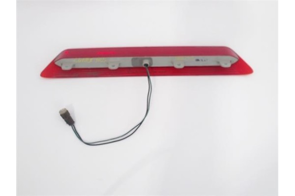 Recambio de luz central de freno para hyundai atos prime (mx) 1.0 i referencia OEM IAM 9275006010  