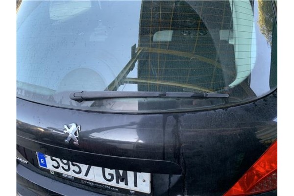 Recambio de brazo limpiaparabrisas trasero para peugeot 207 1.4 referencia OEM IAM 6429AR  