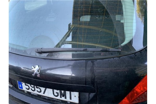 Recambio de brazo limpiaparabrisas trasero para peugeot 207 1.4 referencia OEM IAM 6429AR  