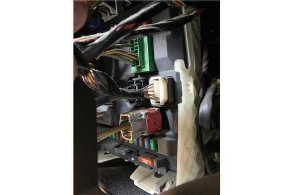 Recambio de bsi para peugeot 207 1.4 referencia OEM IAM 22661F01 H050F063 