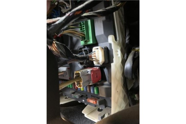 Recambio de bsi para peugeot 207 1.4 referencia OEM IAM 22661F01 H050F063 