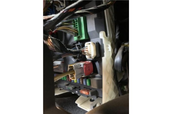 Recambio de bsi para peugeot 207 1.4 referencia OEM IAM 22661F01 H050F063 