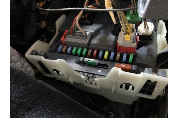 Recambio de bsi para peugeot 207 1.4 referencia OEM IAM 22661F01 H050F063 