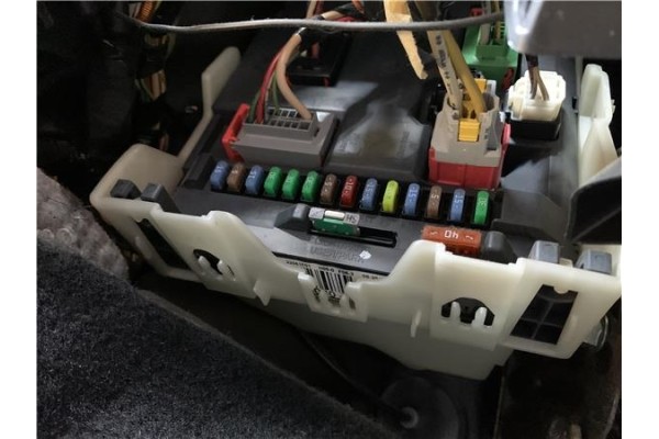 Recambio de bsi para peugeot 207 1.4 referencia OEM IAM 22661F01 H050F063 