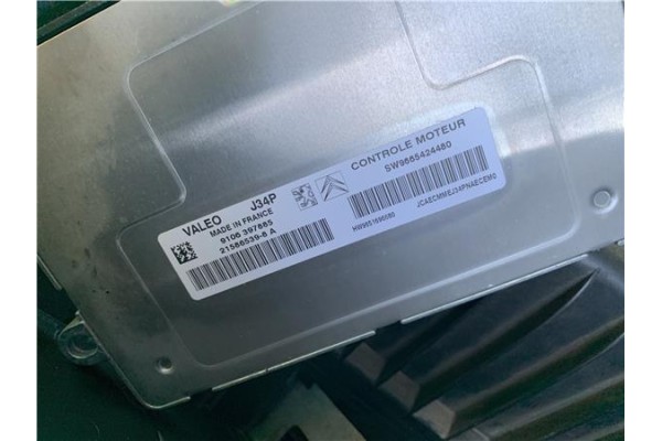 Recambio de centralita para peugeot 207 1.4 referencia OEM IAM 215865398A SW9665424480 