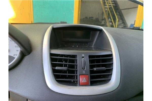 Recambio de consola para peugeot 207 1.4 referencia OEM IAM 8265V0 8212TP 