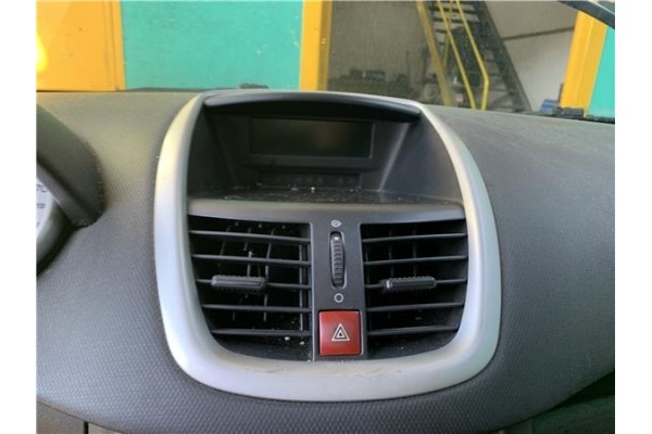 Recambio de consola para peugeot 207 1.4 referencia OEM IAM 8265V0 8212TP 