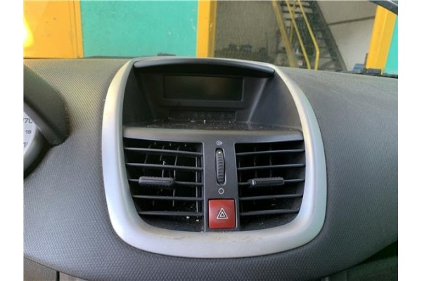 Recambio de consola para peugeot 207 1.4 referencia OEM IAM 8265V0 8212TP 