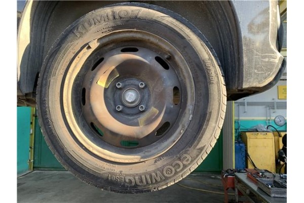 Recambio de llanta para peugeot 207 1.4 referencia OEM IAM 2150750 5401P4 