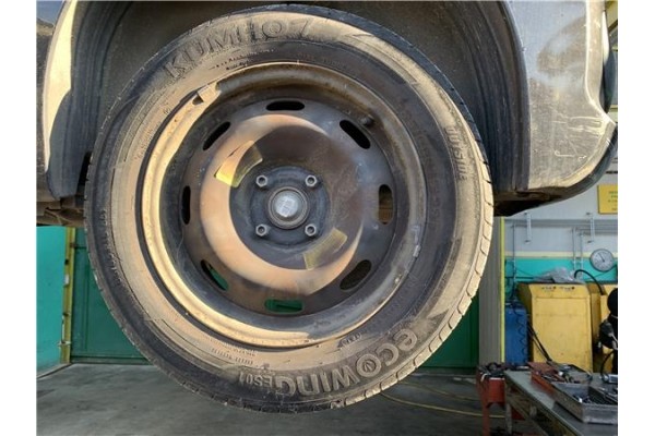 Recambio de llanta para peugeot 207 1.4 referencia OEM IAM 2150750 5401P4 