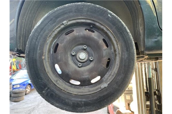 Recambio de llanta para peugeot 207 1.4 referencia OEM IAM 5401P4  