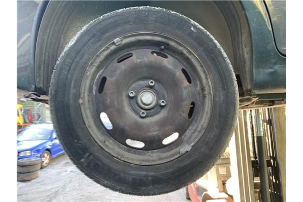 Recambio de llanta para peugeot 207 1.4 referencia OEM IAM 5401P4  