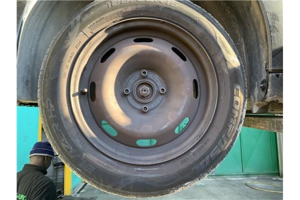 Recambio de llanta para peugeot 207 1.4 referencia OEM IAM 2150750 5401P4 