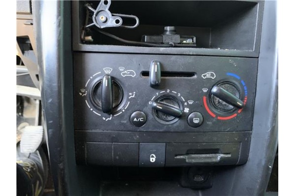 Recambio de mandos calefaccion / a.a. para peugeot 207 1.4 referencia OEM IAM 6451TK  