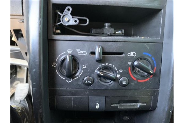 Recambio de mandos calefaccion / a.a. para peugeot 207 1.4 referencia OEM IAM 6451TK  