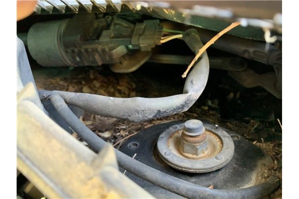 Recambio de motor limpiaparabrisas delantero para peugeot 207 1.4 referencia OEM IAM 6405CH  