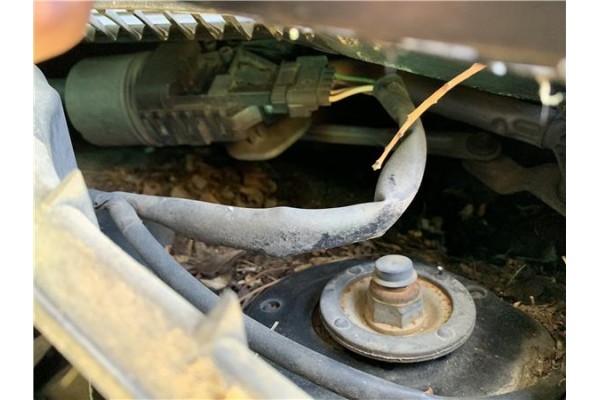 Recambio de motor limpiaparabrisas delantero para peugeot 207 1.4 referencia OEM IAM 6405CH  