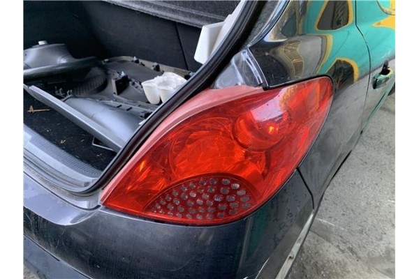 Recambio de piloto trasero derecho para peugeot 207 1.4 referencia OEM IAM 6351Y7  