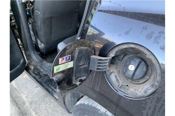 Recambio de tapa exterior combustible para peugeot 207 1.4 referencia OEM IAM 1517F5  