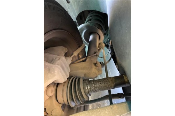 Recambio de amortiguador delantero derecho para peugeot 207 1.4 referencia OEM IAM 520858  