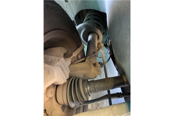 Recambio de amortiguador delantero derecho para peugeot 207 1.4 referencia OEM IAM 520858  