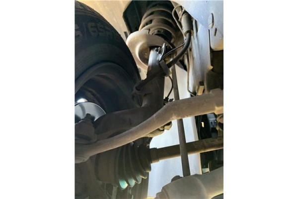 Recambio de amortiguador delantero izquierdo para peugeot 207 1.4 referencia OEM IAM 520857  